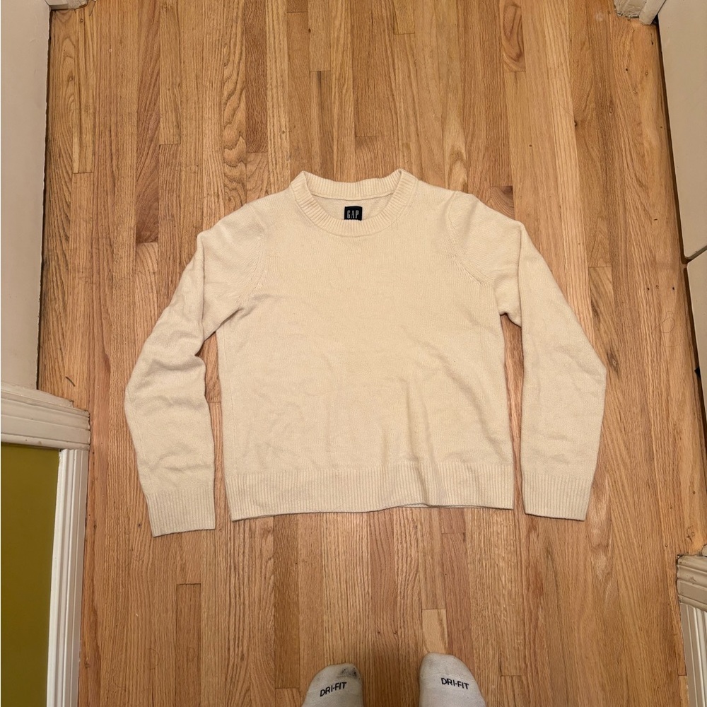 GAP knitted sweater